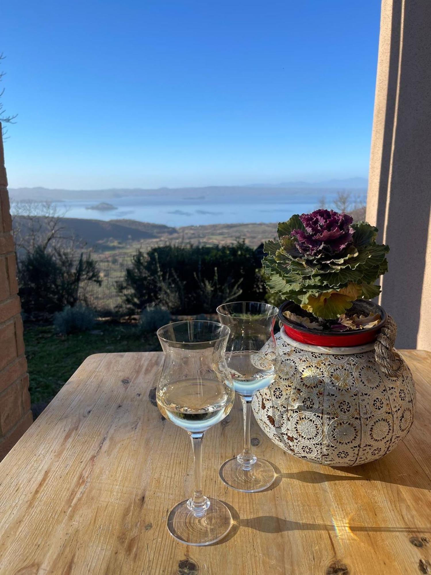 Un Giardino Sul Lago Montefiascone Exterior foto